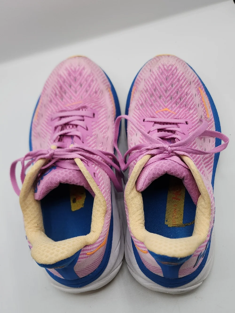 Hoka Women's Clifton 9 Pink and Blue Athletic Running Shoes Size 7.5 2E